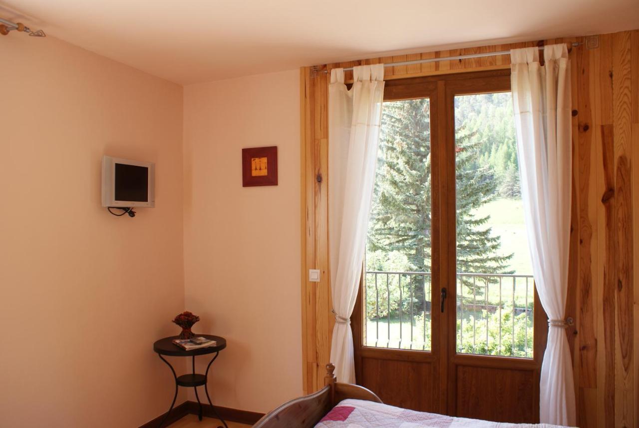 Maison d' hôtes Tranquyl Barcelonnette Extérieur photo
